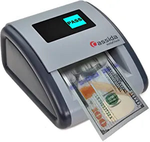 InstaCheck Detector automático de billetes falsos de huella pequeña, fácil de leer con sensores infrarrojos, magnéticos y ultravioleta, compacto, liviano (aprobación de DM) 